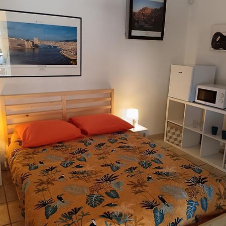 Chambre Privee Avec Piscine 马赛 外观 照片